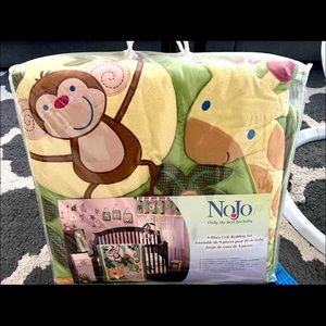 Nojo crib bedding set